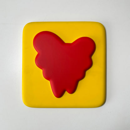 Heart Red on Yellow by Andrew Sutherland - Sculpture O
